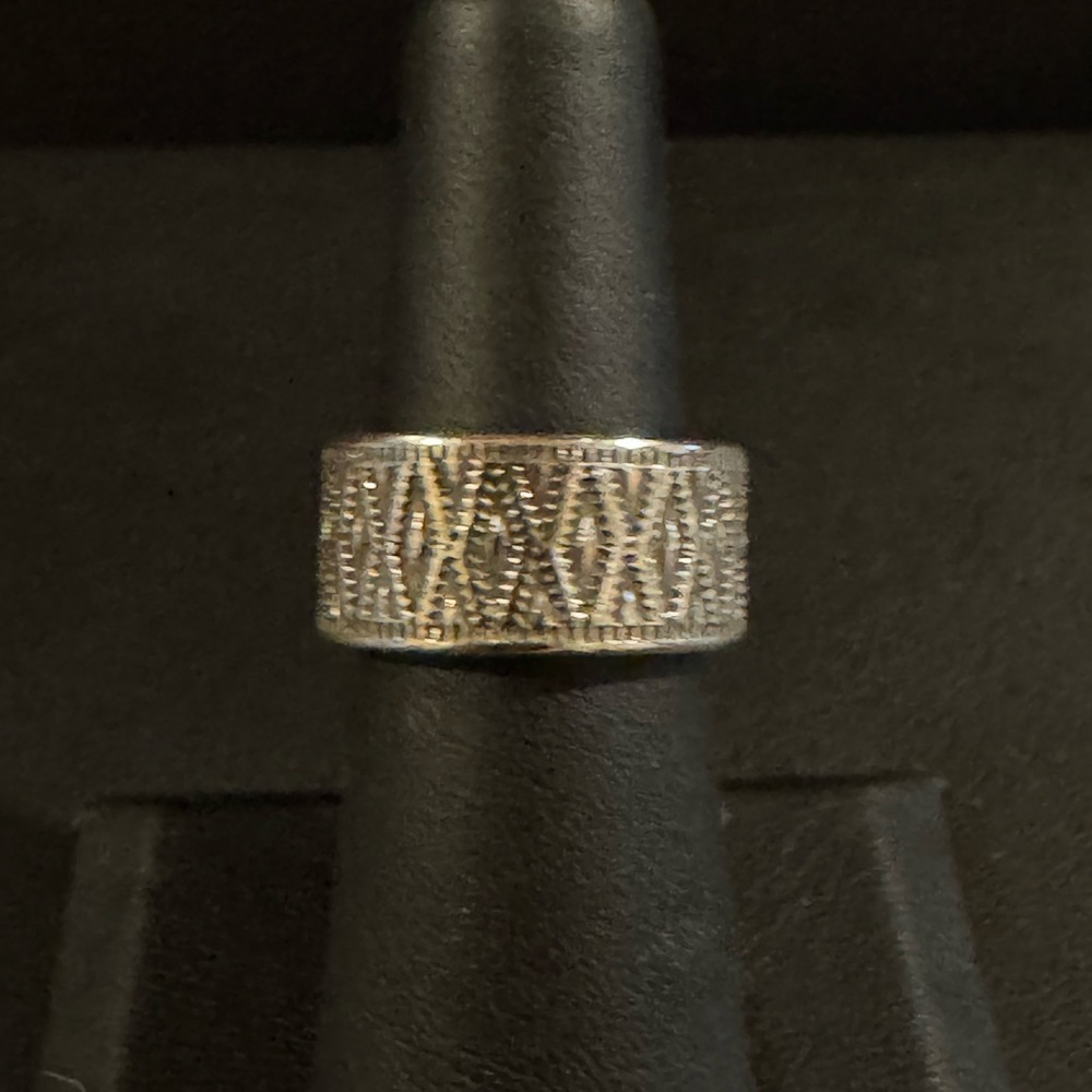 Sterling Silver Patterned Ring - image 5